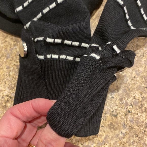 NWT Apt. 9 Petite Small Sweater Rushed Side Pullover Short Sleeve Black & White - Picture 16 of 16